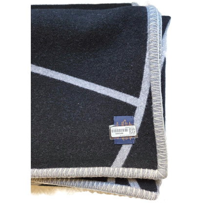 Louis Vuitton NBA Blanket Basketball Court Monogram Wool Cashmere MP2885 Rare