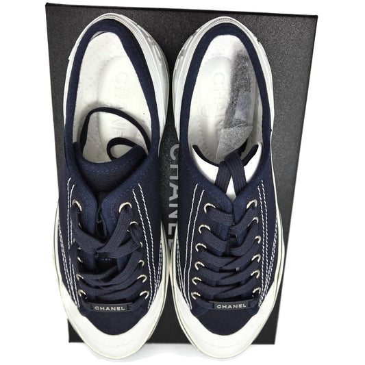 CHANEL Navy Fabric Sneakers Womens Size 40 White Sole Lace Up Low Top Box G34760