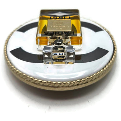 CoCo CHANEL No 5 Perfume Bottle Brooch Ladies First Gold Black Rare NIB