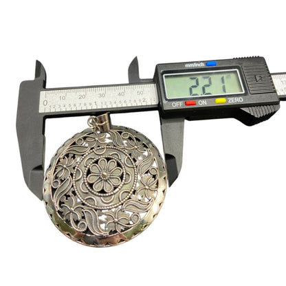 Doug Paulus Silver Floral Filigree Round Medallion Pendant 925 Sterling Silver