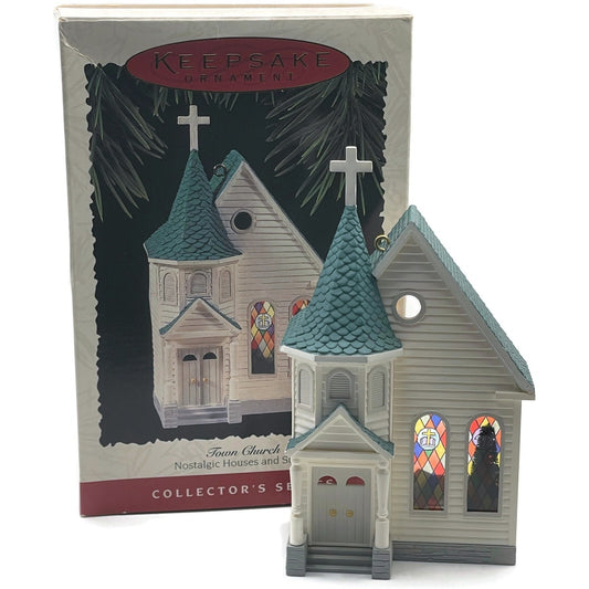 Hallmark Town Church 1995 Nostalgic Houses Shops Christmas Keepsake Ornament