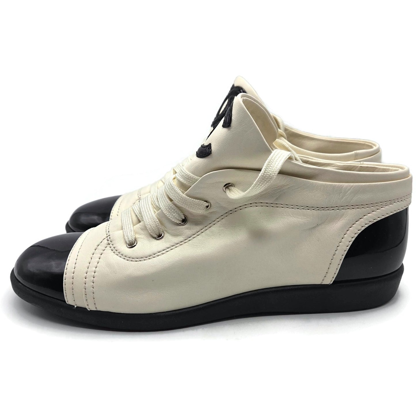 Chanel 14B Lace Up Sneakers White Black Cap Toe CC Logo Womens Size 41 New