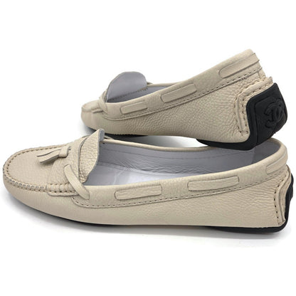 Chanel Womens Moccasin Loafers Ecru Beige Pebbled Leather Tassel Flats Size 40