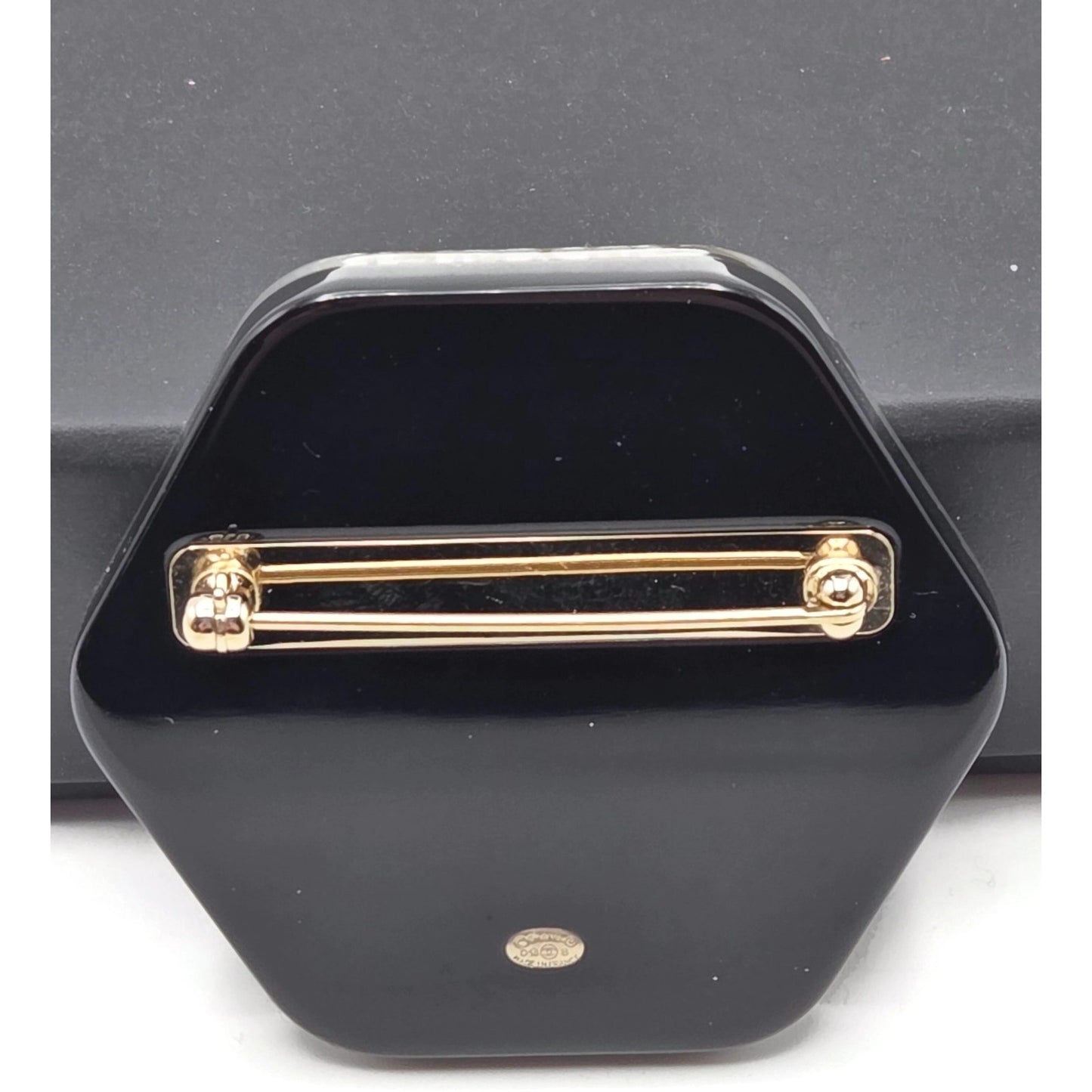 Chanel CC Logo Ski Brooch Black White Gold Snowflake Star Trees 2018 18B Rare