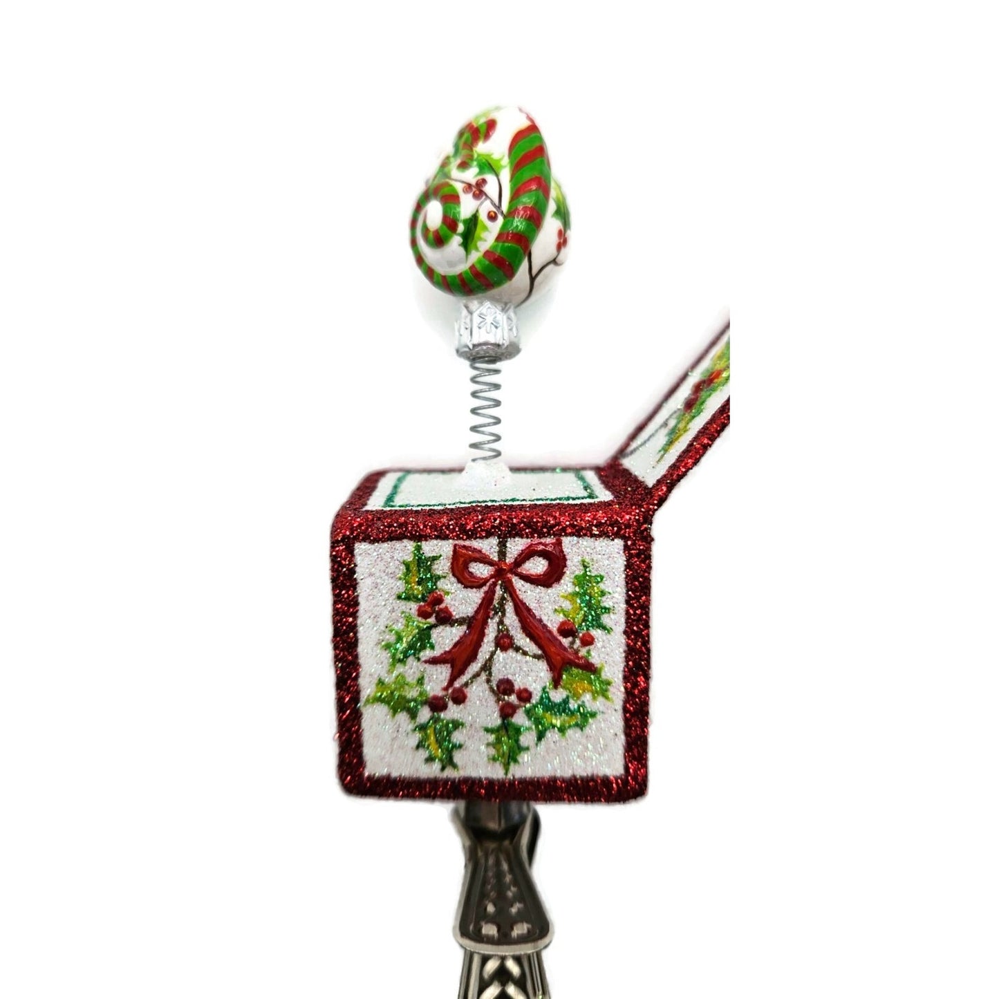 Patricia Breen Pop Goes the Chameleon Holly Clip On Christmas Tree Ornament 2782