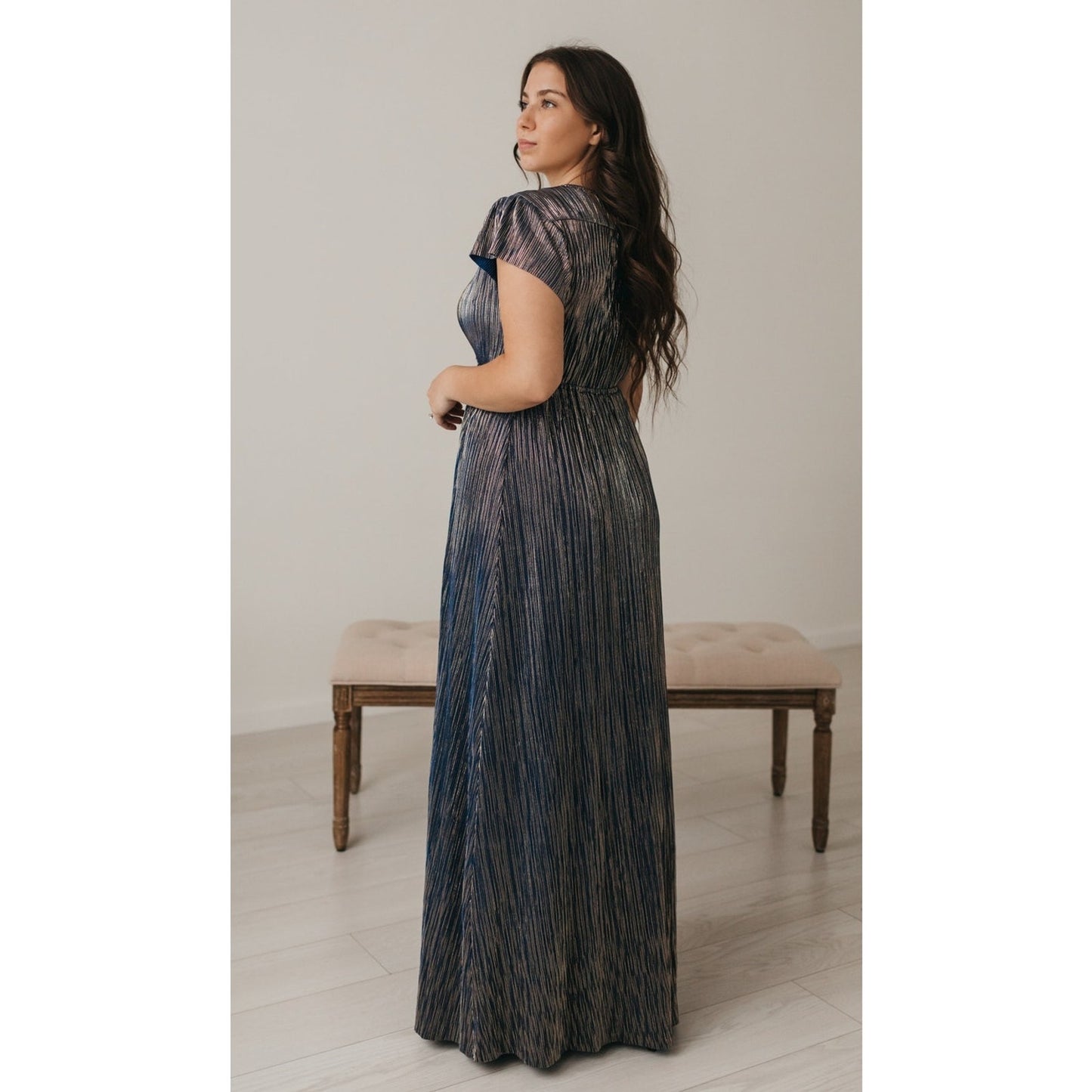 Ladies Large Holiday Maxi Dress Navy Blue Gold Shimmer V-Neck 62 inch