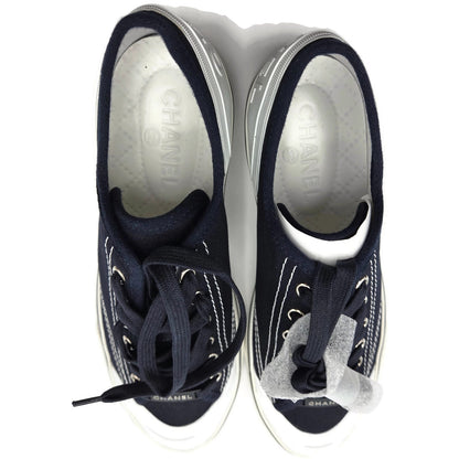 CHANEL Navy Fabric Sneakers Womens Size 40 White Sole Lace Up Low Top Box G34760