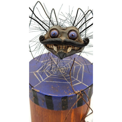 Rucus Studio Salvador Spider Scott Smith 2001 Halloween Candy Container Signed