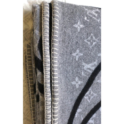 Louis Vuitton NBA Blanket Basketball Court Monogram Wool Cashmere MP2885 Rare