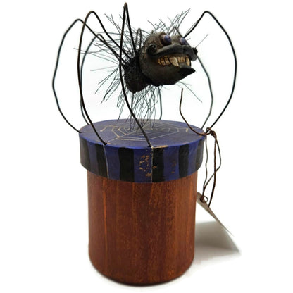 Rucus Studio Salvador Spider Scott Smith 2001 Halloween Candy Container Signed